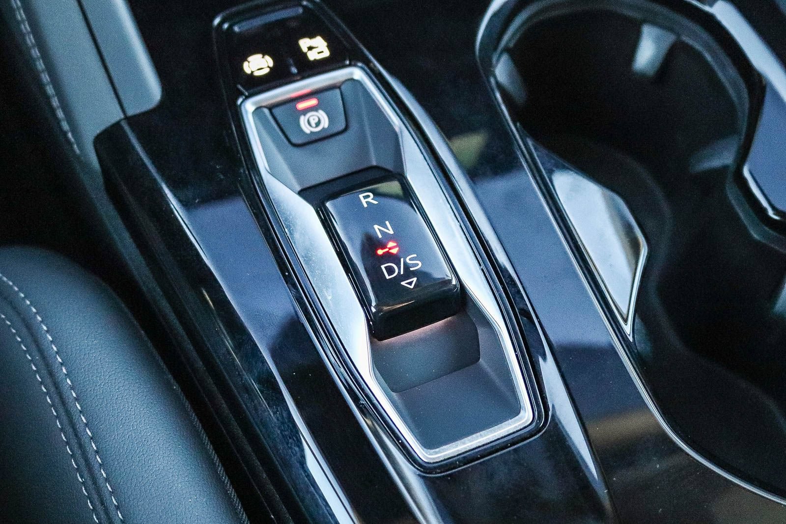 Certified 2025 Audi Q5 Premium w/ Premium Plus AWD/4WD image 25
