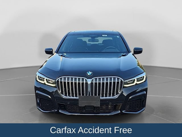 Used 2021 BMW 740i xDrive w/ M Sport Package AWD/4WD image 3