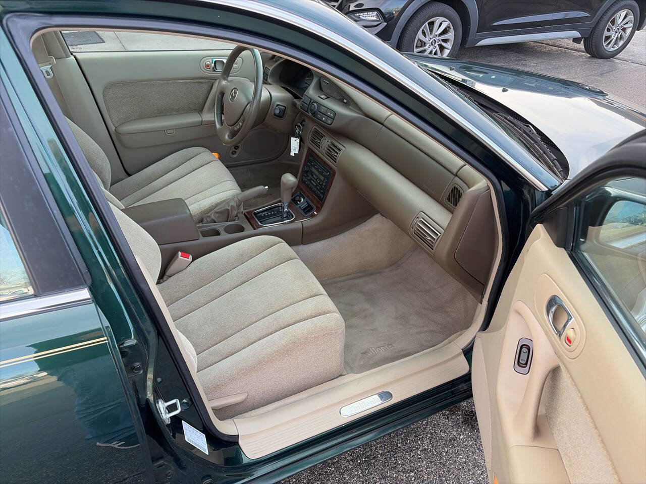 Used 2000 MAZDA Millenia image 10