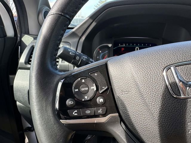 Certified 2022 Honda Pilot Touring image 30