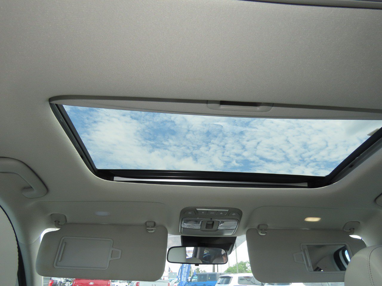 Used 2022 Kia Telluride S AWD/4WD image 23
