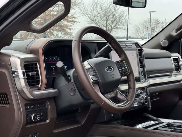 Used 2024 Ford F350 King Ranch w/ Chrome Package image 28