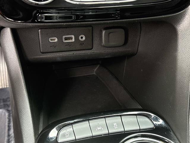 Used 2022 Buick Encore GX Select FWD image 21