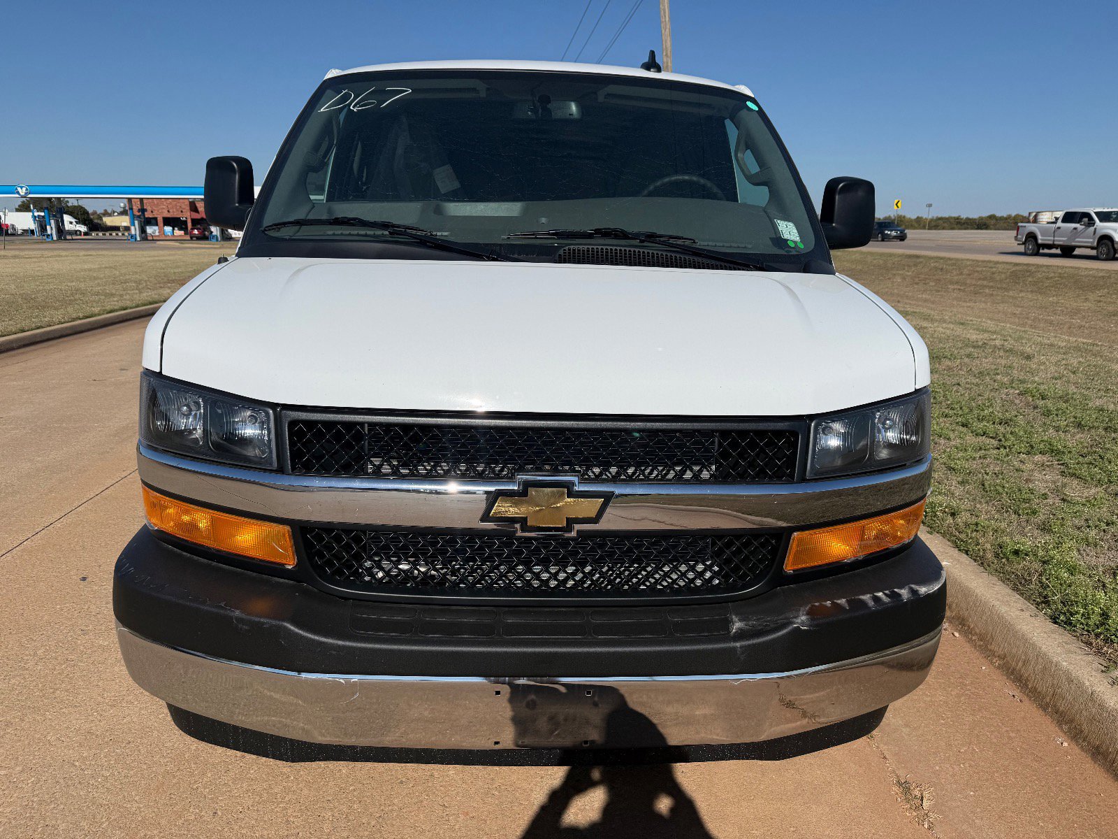 New 2025 Chevrolet Express 3500 Extended w/ Driver Convenience Package image 8