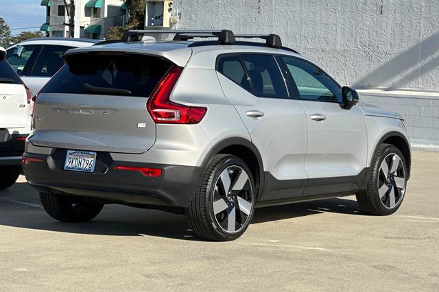Certified 2024 Volvo XC40 Recharge Ultimate w/ Protection Package Premier image 3