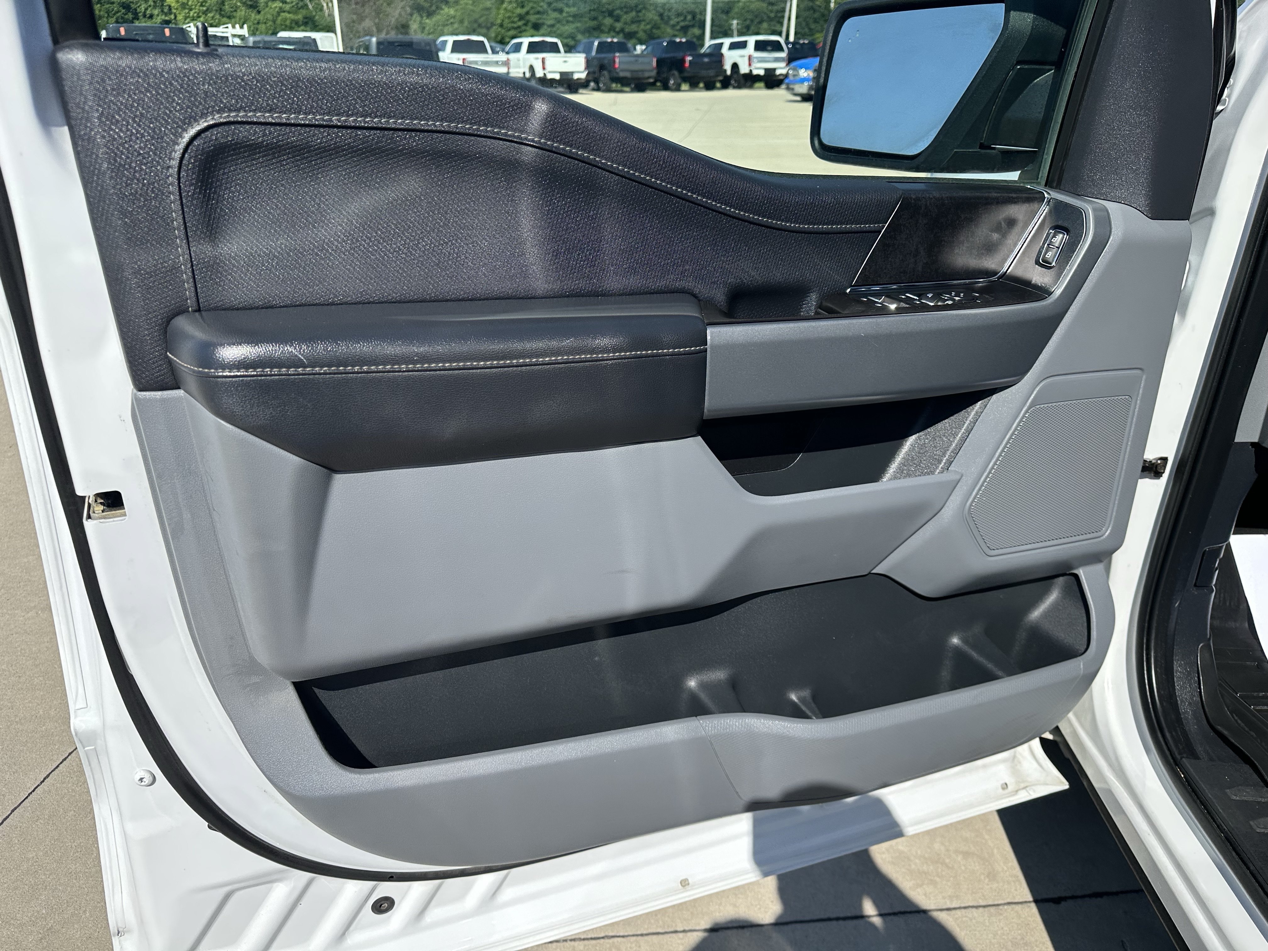 Used 2021 Ford F150 XLT w/ Equipment Group 301A Mid AWD/4WD image 17