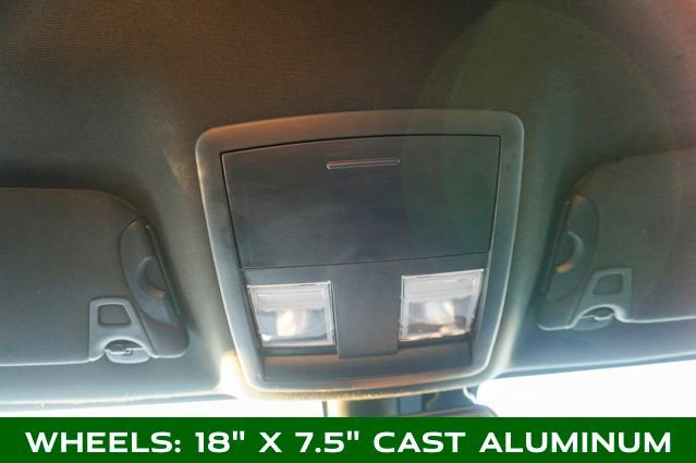 Used 2016 Dodge Challenger SXT image 23