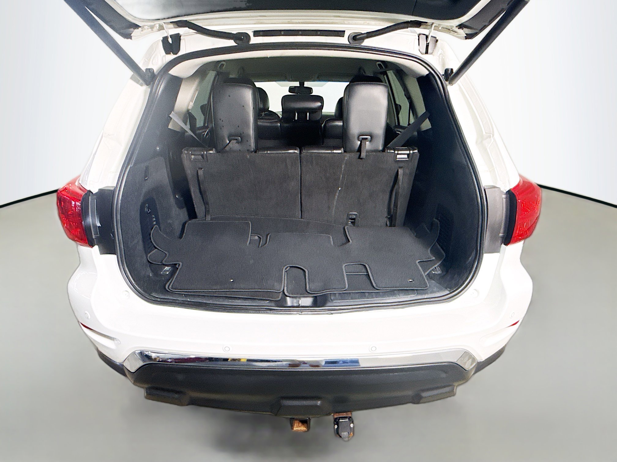 Used 2019 Nissan Pathfinder SL FWD image 35