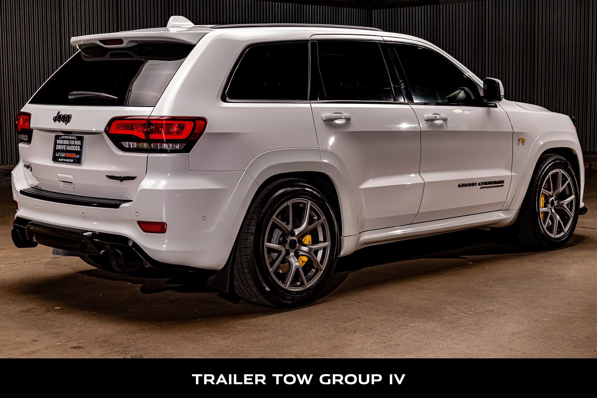 Used 2018 Jeep Grand Cherokee Trackhawk w/ Trailer Tow Group IV image 9