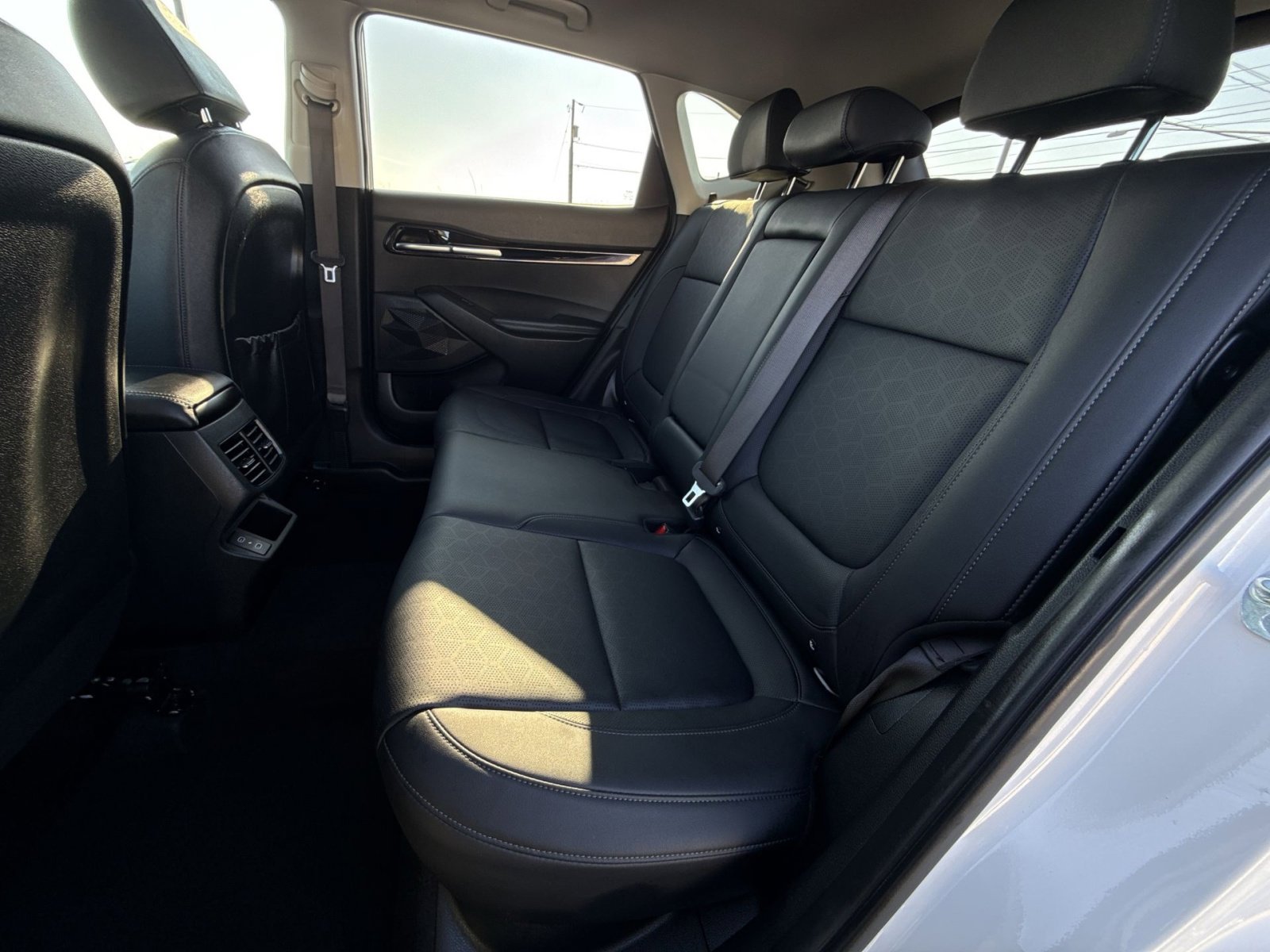 Used 2024 Kia Seltos EX image 25