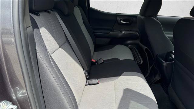 Certified 2023 Toyota Tacoma TRD Off-Road AWD/4WD image 18