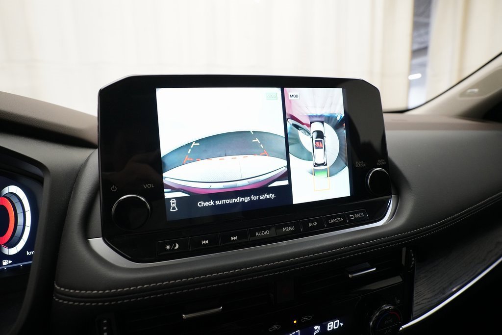 Used 2023 Nissan Rogue Platinum w/ Platinum Premium Package image 20