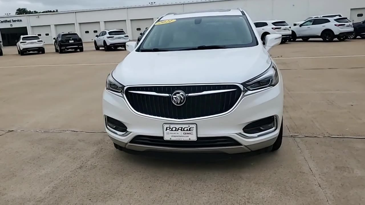 Used 2021 Buick Enclave Essence w/ Sound and Sites Package AWD/4WD image 3