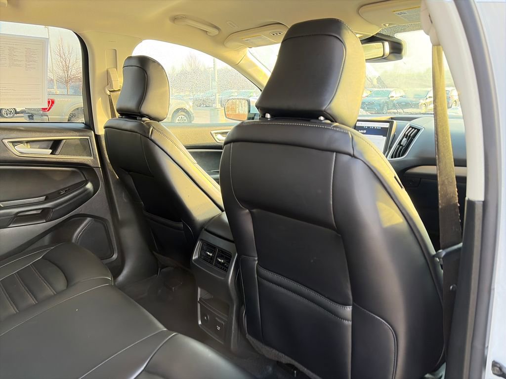 Used 2024 Ford Edge SEL w/ Convenience Package image 33