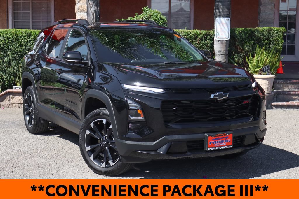 Used 2025 Chevrolet Equinox RS w/ Convenience Package III FWD image 2