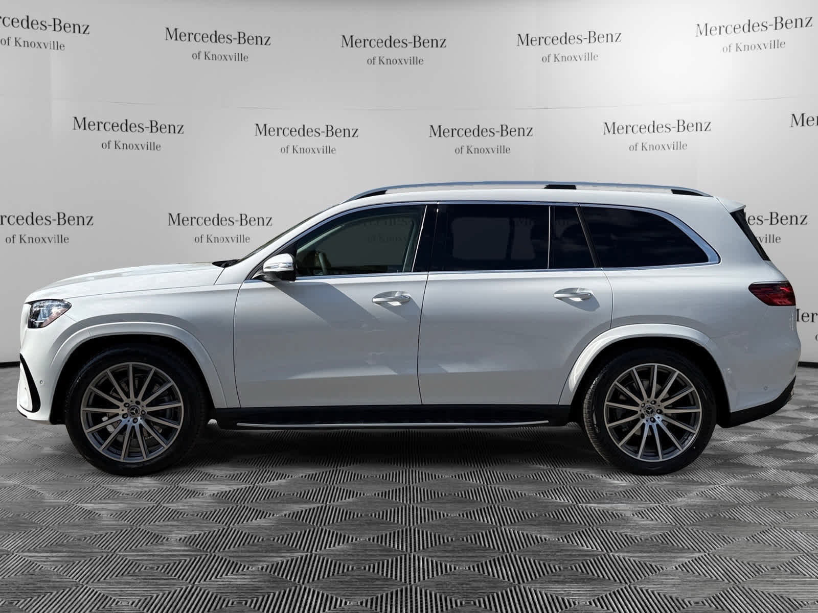 New 2026 Mercedes-Benz GLS 450 4MATIC video 2