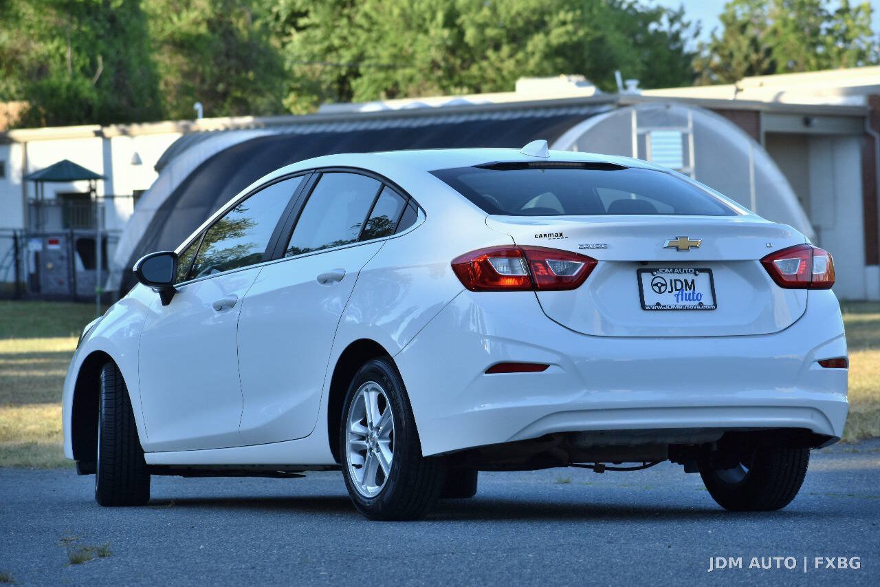 Used 2018 Chevrolet Cruze LT w/ LT Fleet Convenience Package FWD image 7