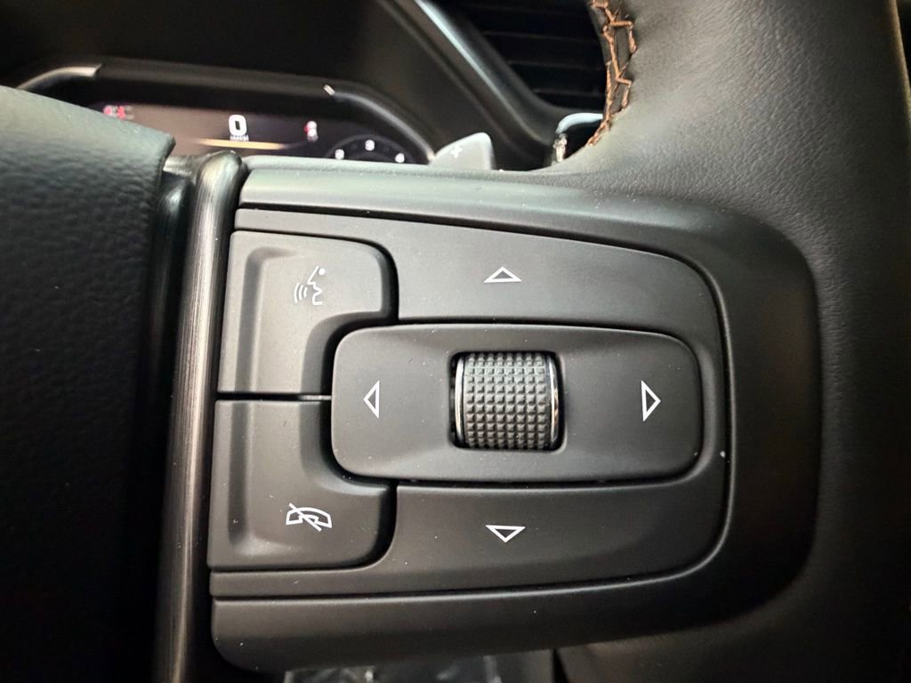 Used 2024 GMC Sierra 1500 AT4 w/ Technology Package image 24