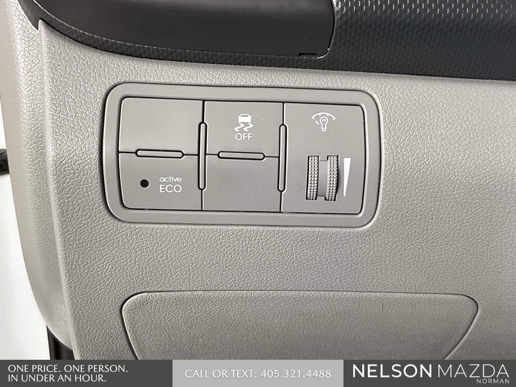 Used 2014 Hyundai Accent GS image 37