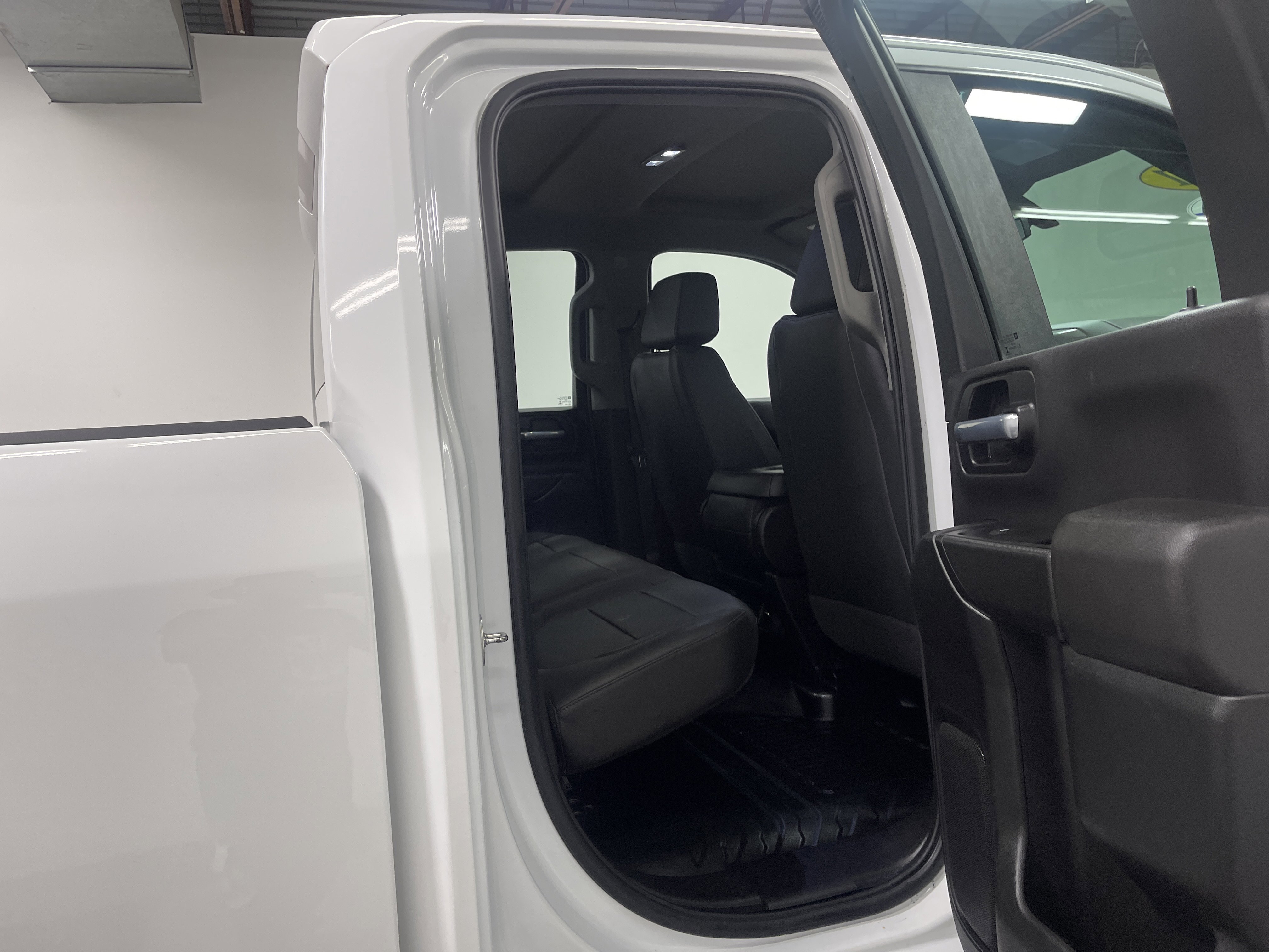 Used 2021 Chevrolet Silverado 2500 W/T w/ WT Fleet Convenience Package image 19