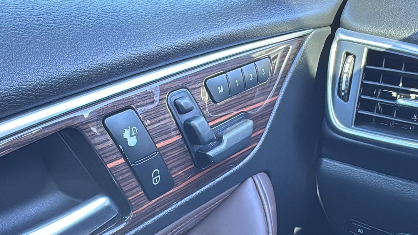 Used 2018 INFINITI QX30 Premium w/ Technology Package image 26