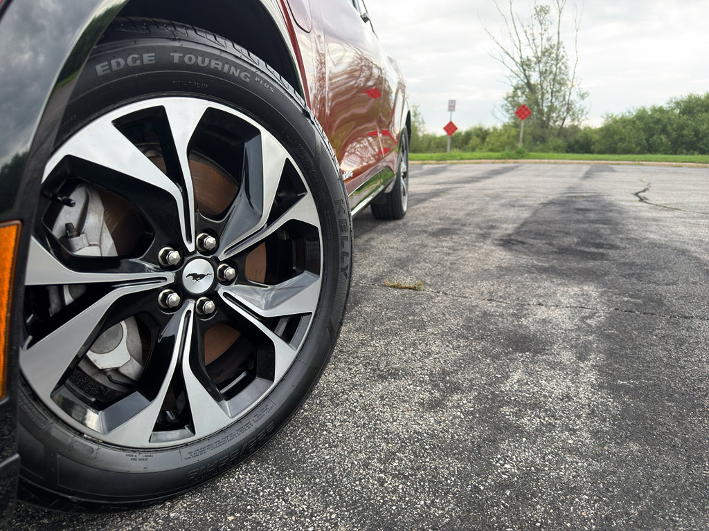 Used 2023 Ford Mustang Mach-E Premium AWD/4WD image 9