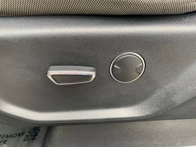 Used 2016 Ford F150 XLT image 11