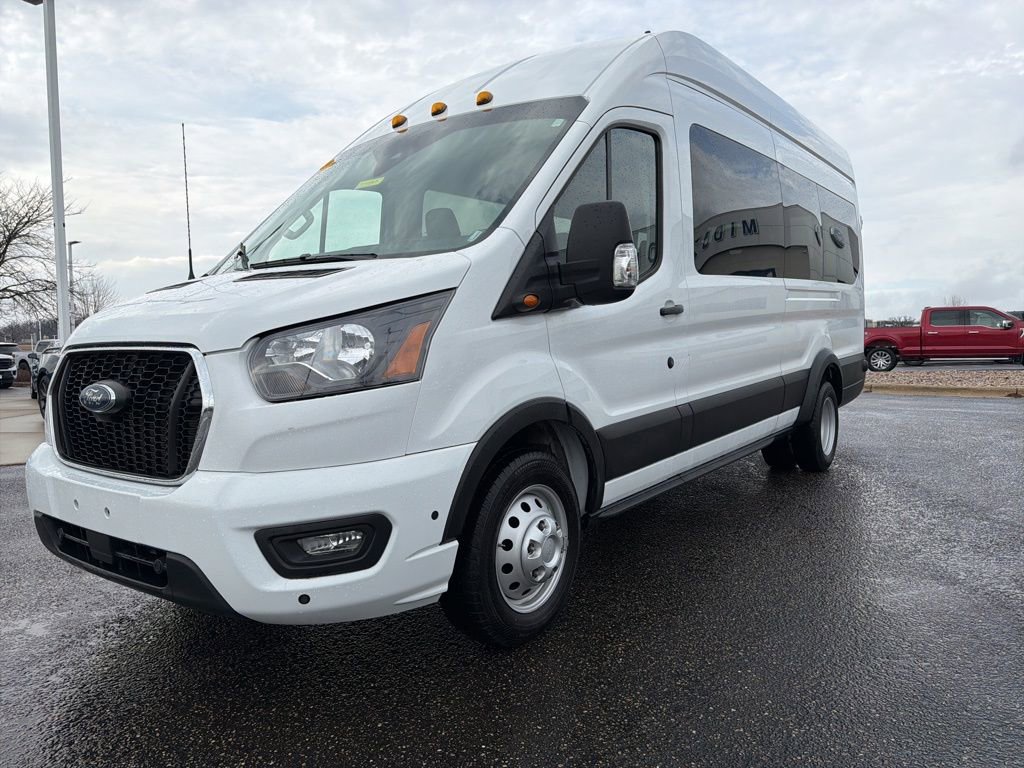Used 2024 Ford Transit 350 XLT image 10
