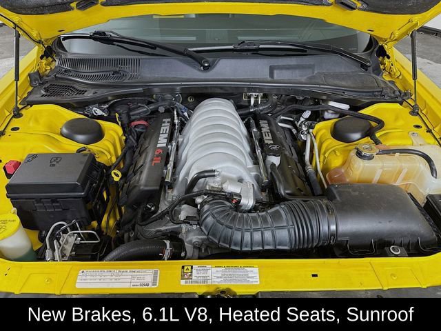 Used 2010 Dodge Challenger SRT8 w/ Special Edition Group image 30