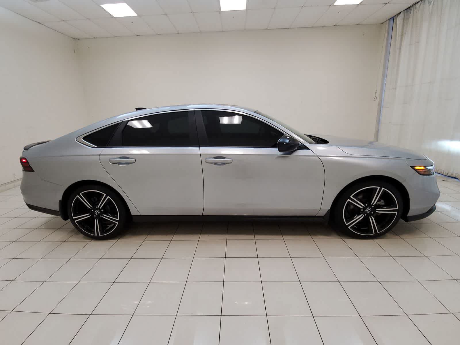 Certified 2025 Honda Accord Sport image 26