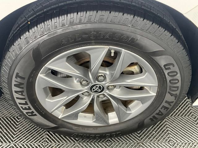 Used 2022 Toyota Sienna LE FWD image 19