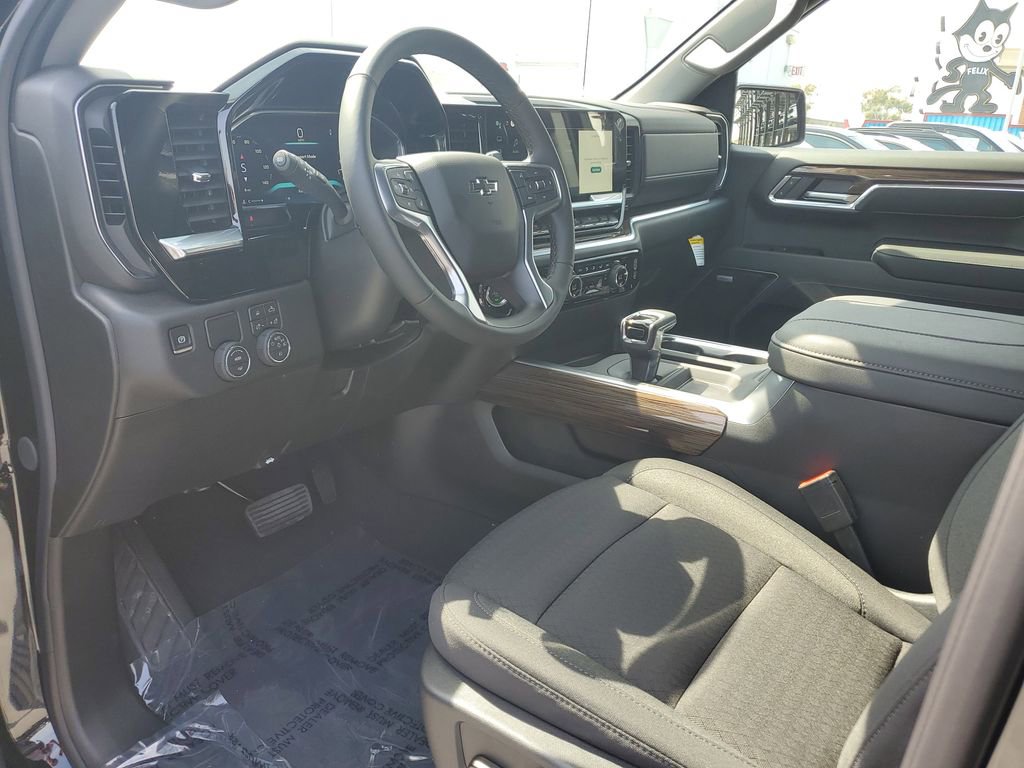 New 2026 Chevrolet Silverado 1500 RST w/ Redline Edition image 14