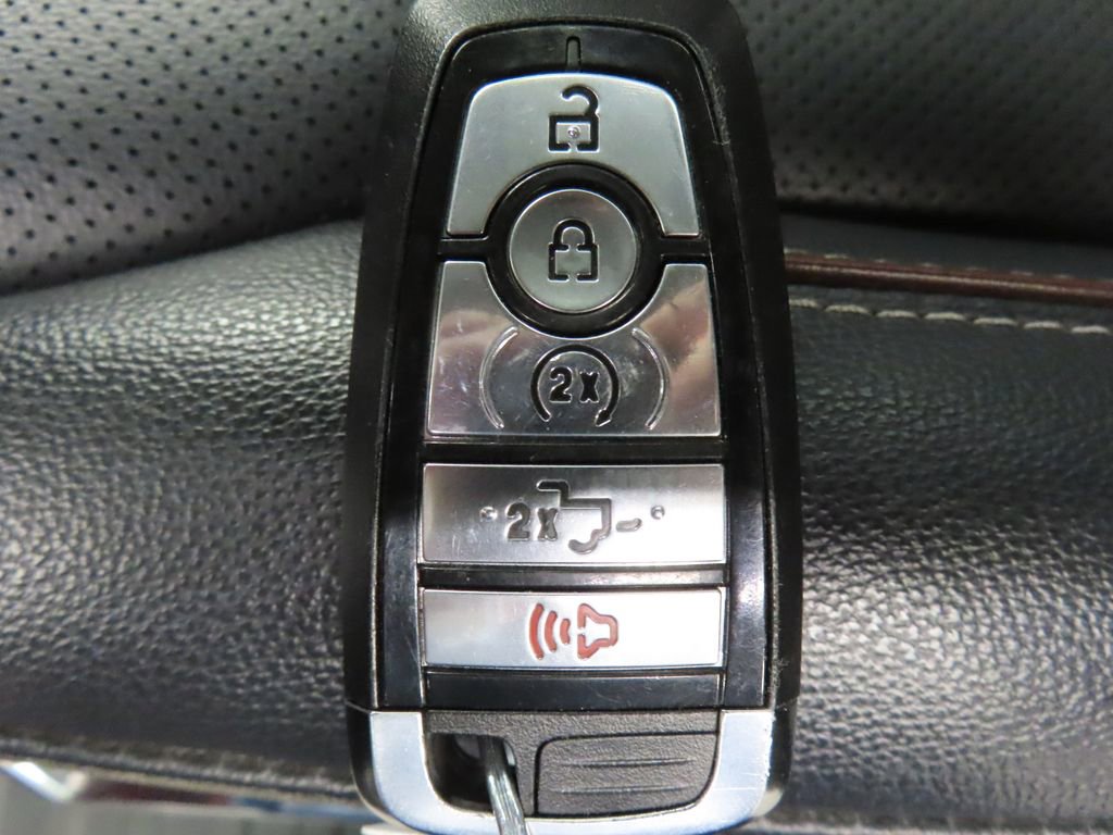 Used 2024 Ford F350 Lariat w/ Chrome Package image 77