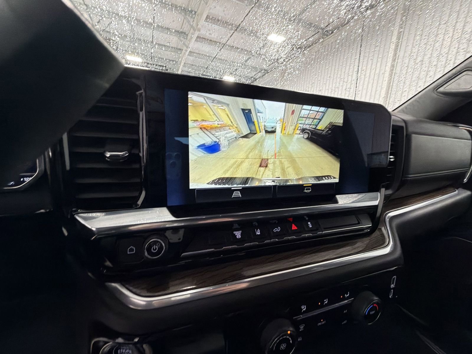 Used 2024 Chevrolet Silverado 2500 LT image 14