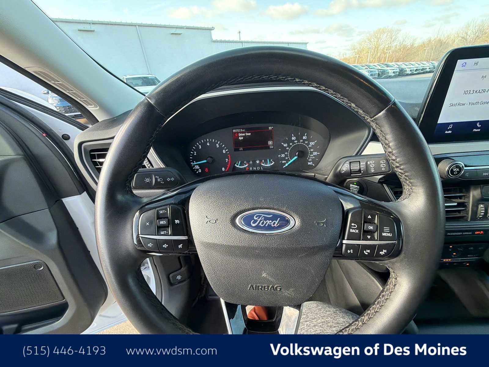 Used 2022 Ford Escape SEL image 15