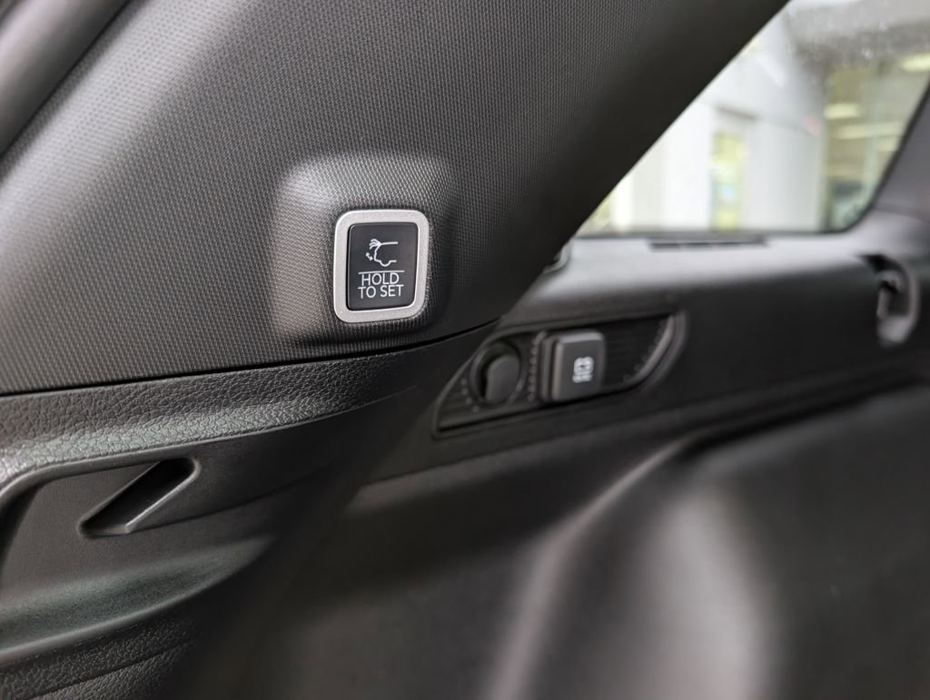 New 2026 Jeep Grand Cherokee Altitude image 39