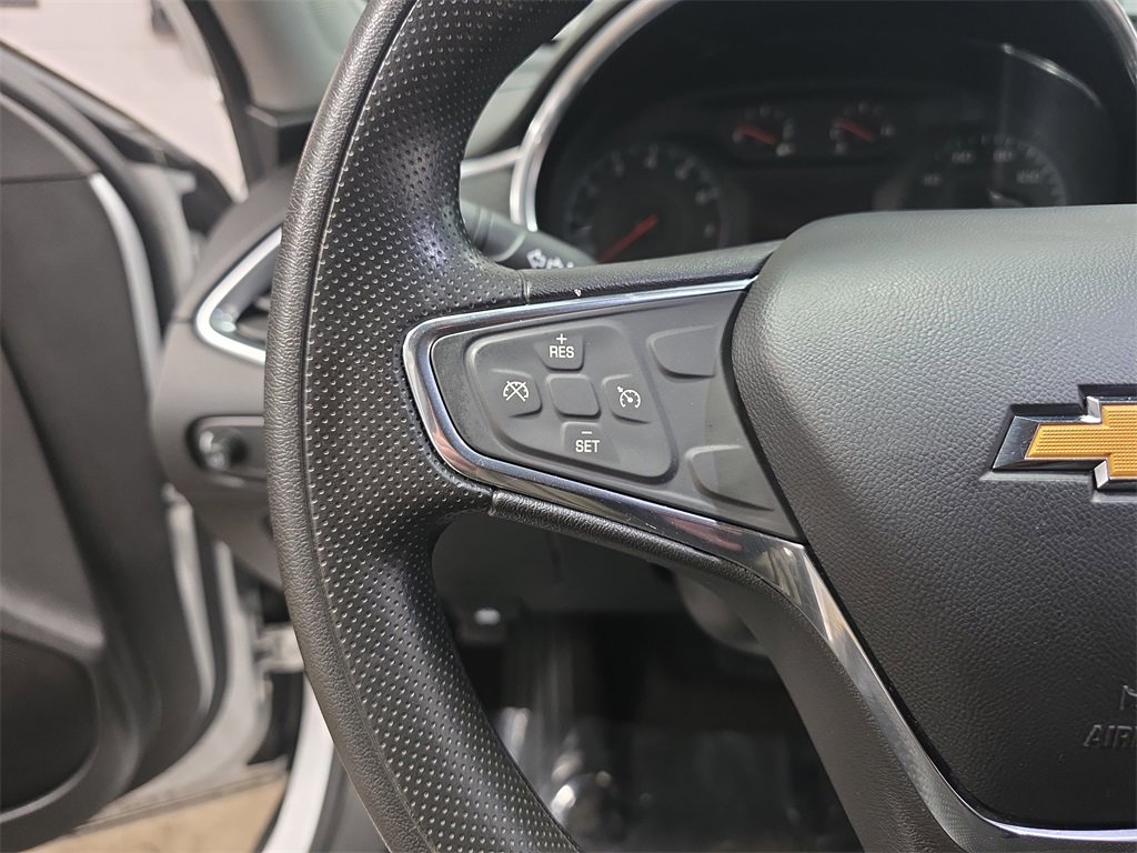 Certified 2020 Chevrolet Malibu LT image 16