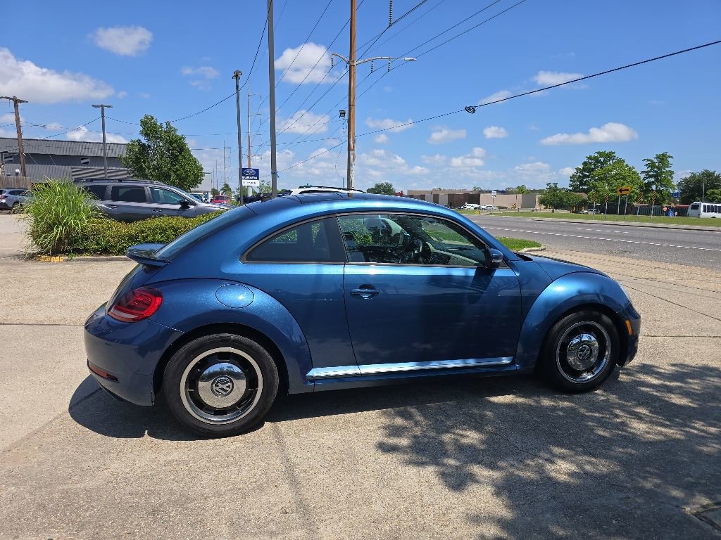 Used 2018 Volkswagen Beetle 2.0T FWD image 5