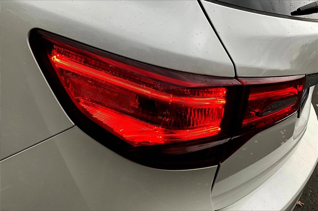 Used 2017 Acura MDX SH-AWD w/ Technology Package image 23