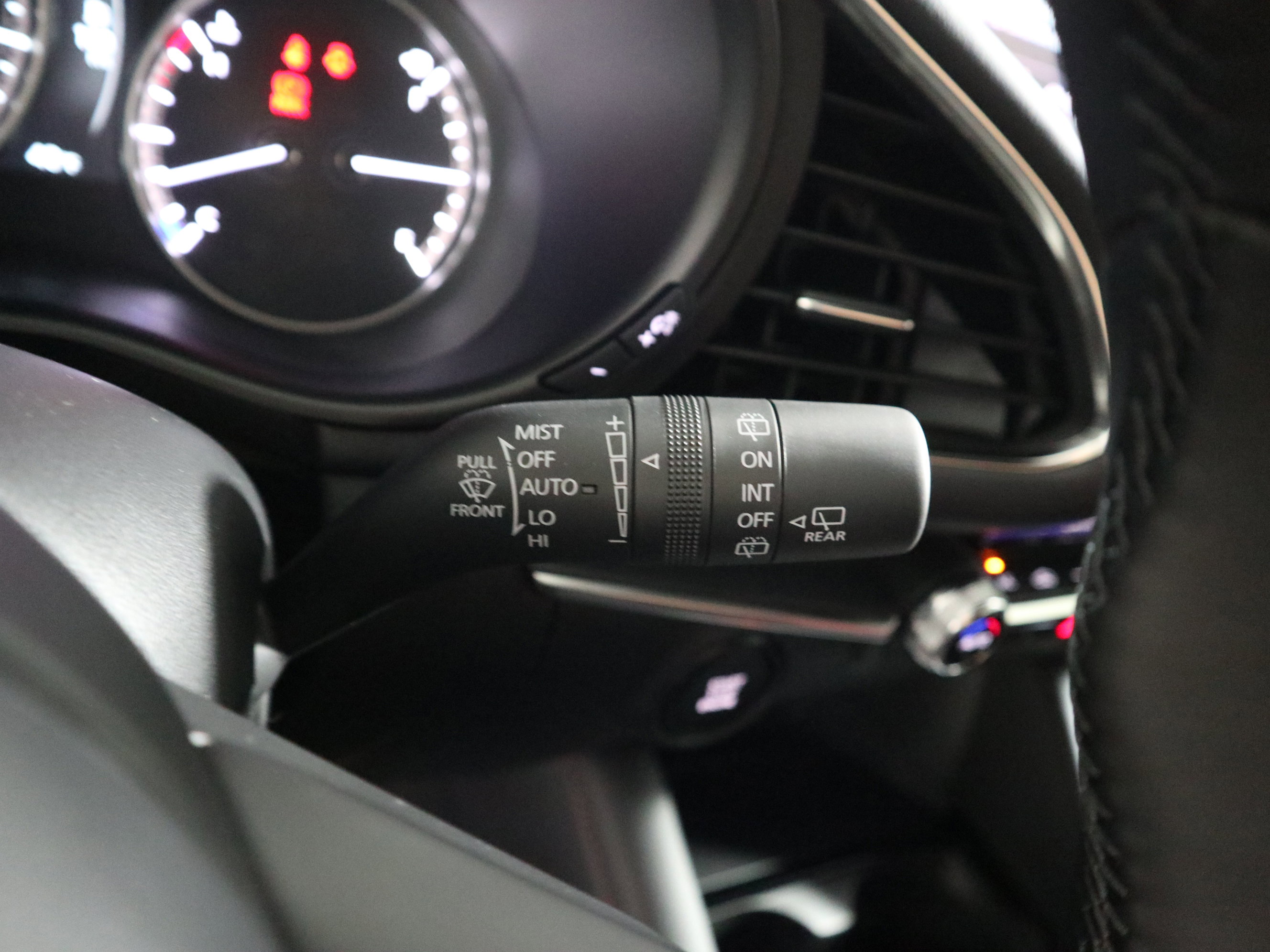 New 2026 MAZDA MAZDA3 Carbon image 24