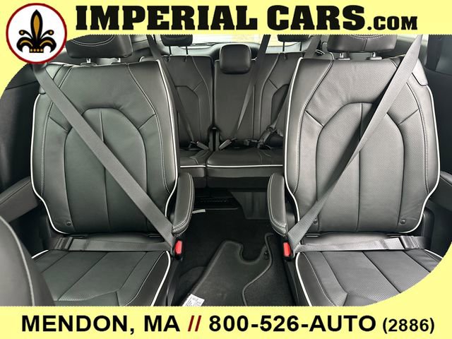 New 2026 Chrysler Pacifica Limited w/ S Appearance Package image 36