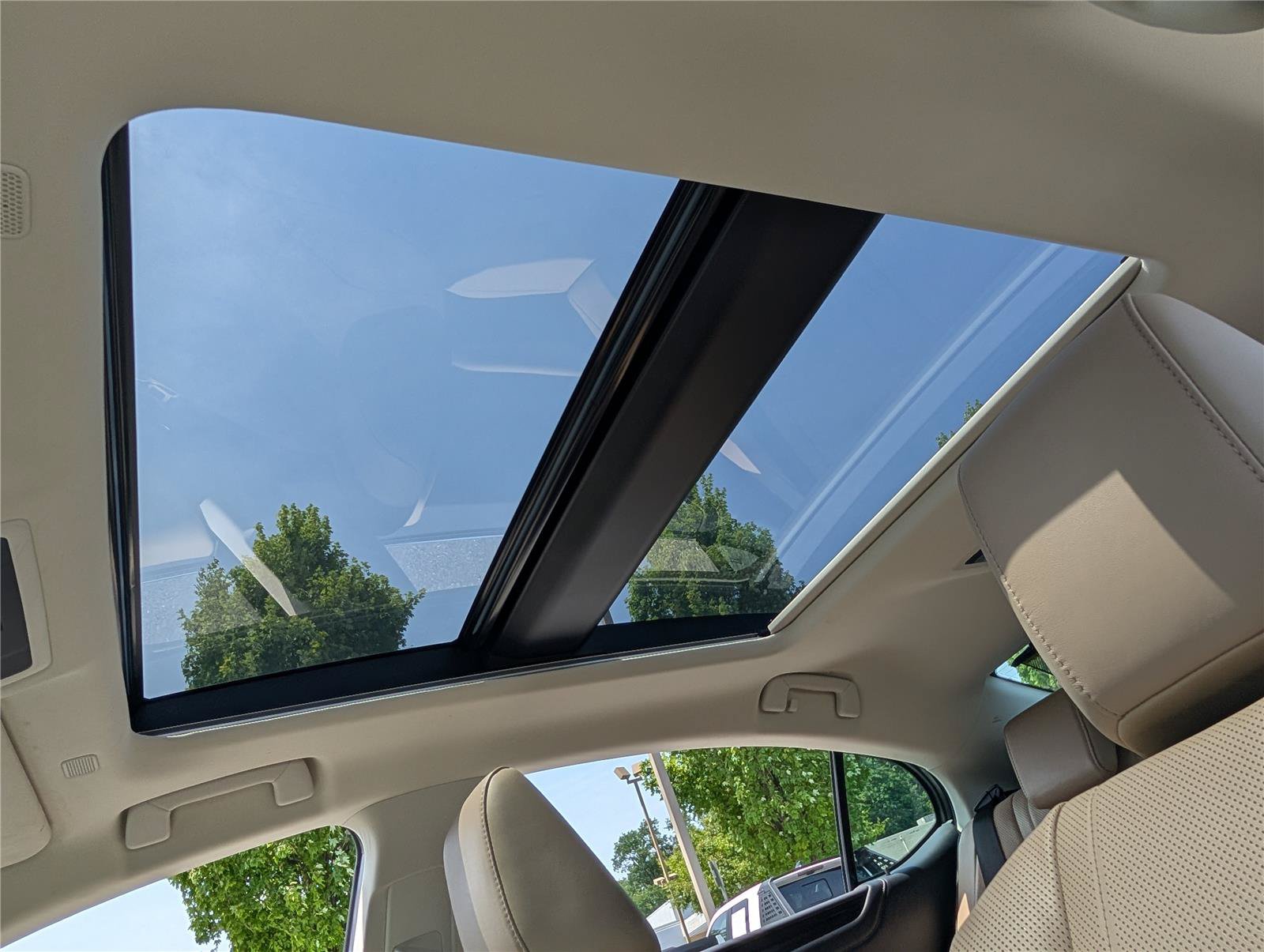 Certified 2020 Lexus ES 350 w/ Accessory Package 2 FWD image 18