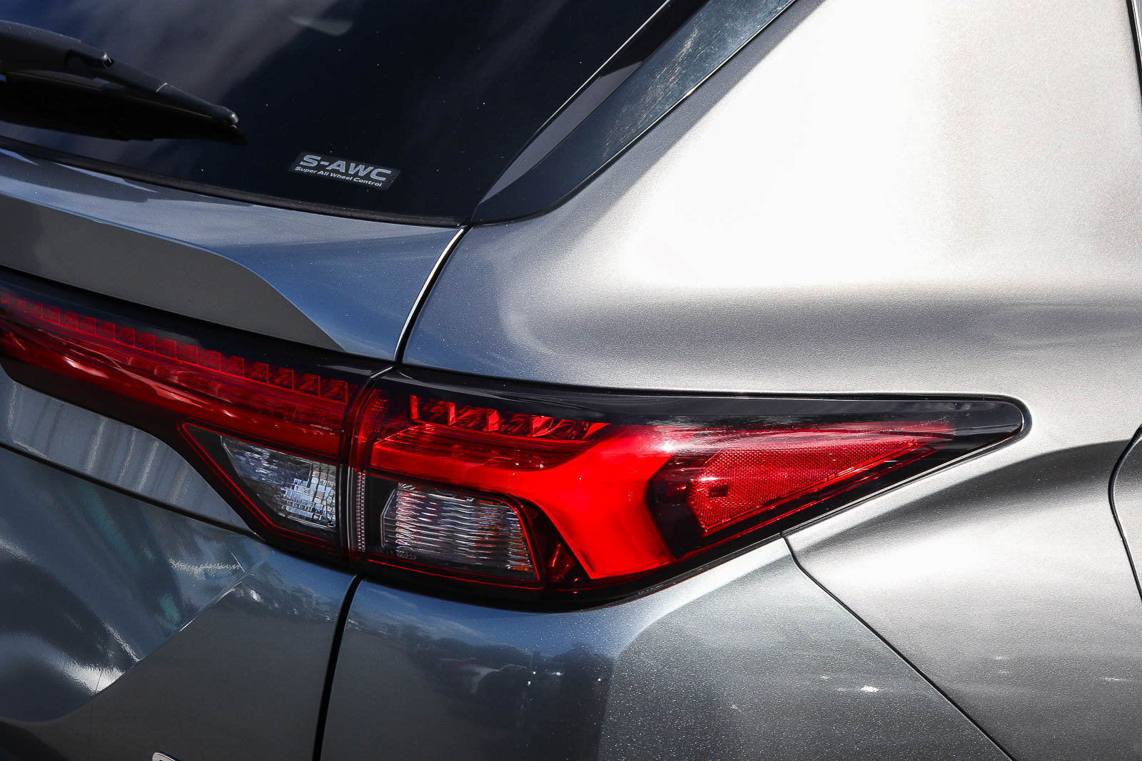 Used 2022 Mitsubishi Outlander SE AWD/4WD image 9