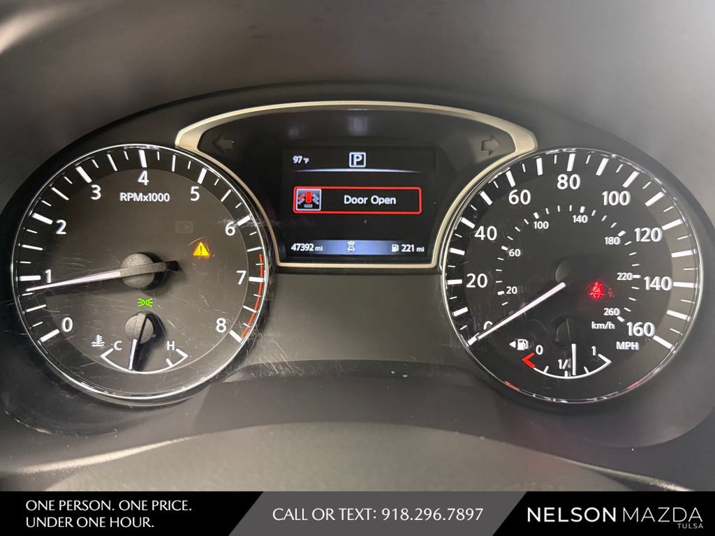 Used 2018 Nissan Altima 2.5 SR w/ SR Midnight Edition FWD image 25