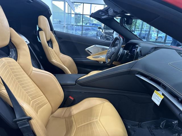 Used 2021 Chevrolet Corvette Stingray Preferred Cpe w/ Z51 Performance Package RWD image 30
