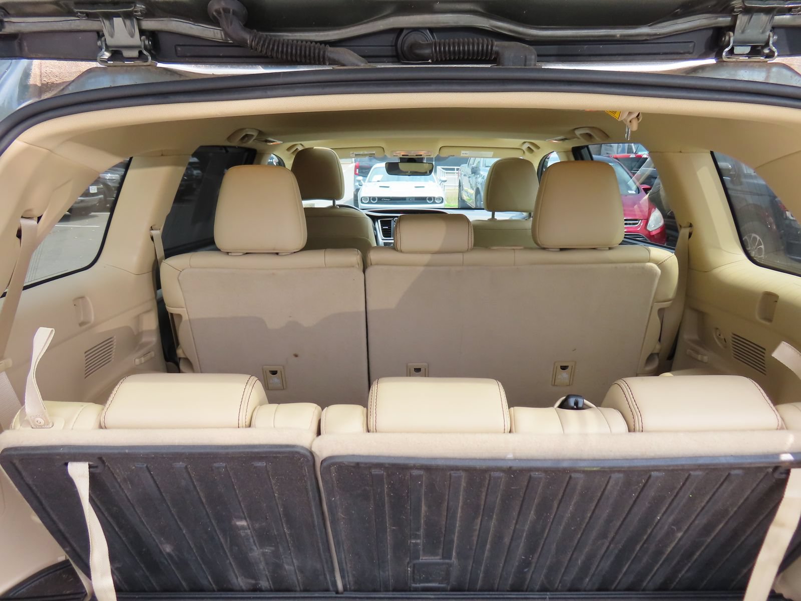 Used 2018 Toyota Highlander XLE w/ Carpet Mat Package (TMS) AWD/4WD image 40