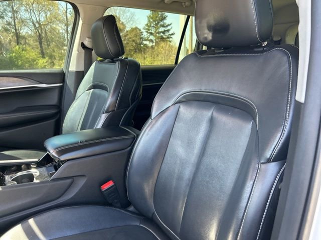 Used 2021 Jeep Grand Cherokee L Limited image 36