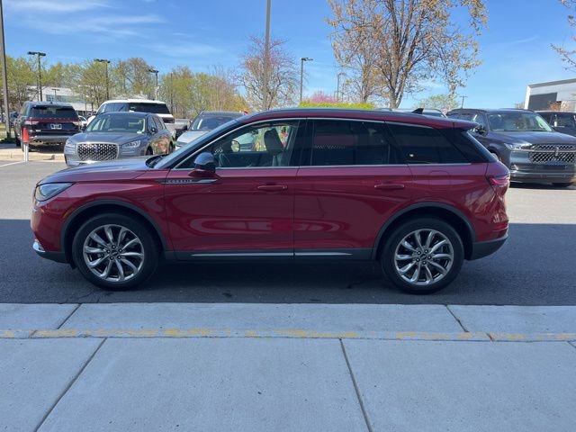 Used 2021 Lincoln Corsair AWD w/ Premium Package image 4