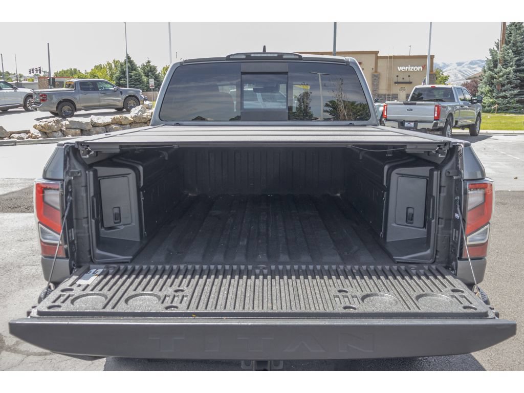 Used 2023 Nissan Titan Platinum Reserve w/ Moonroof Package AWD/4WD image 14