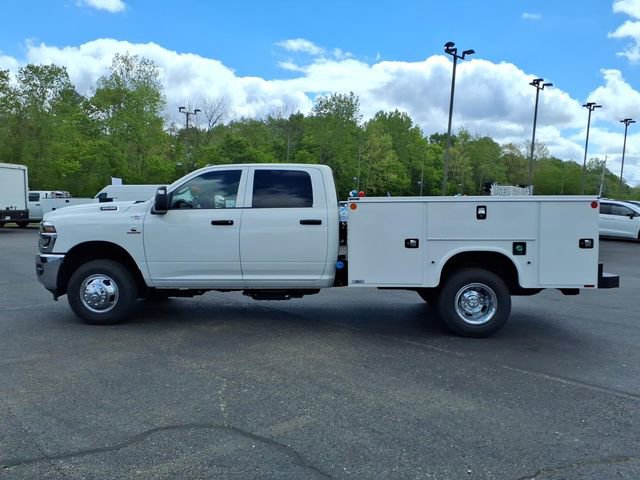 New 2026 RAM 3500 Tradesman w/ Chrome Appearance Group A AWD/4WD image 4